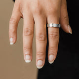 "Gewiss, mit der Erschwernis, kommt die Erleichterung" Ring